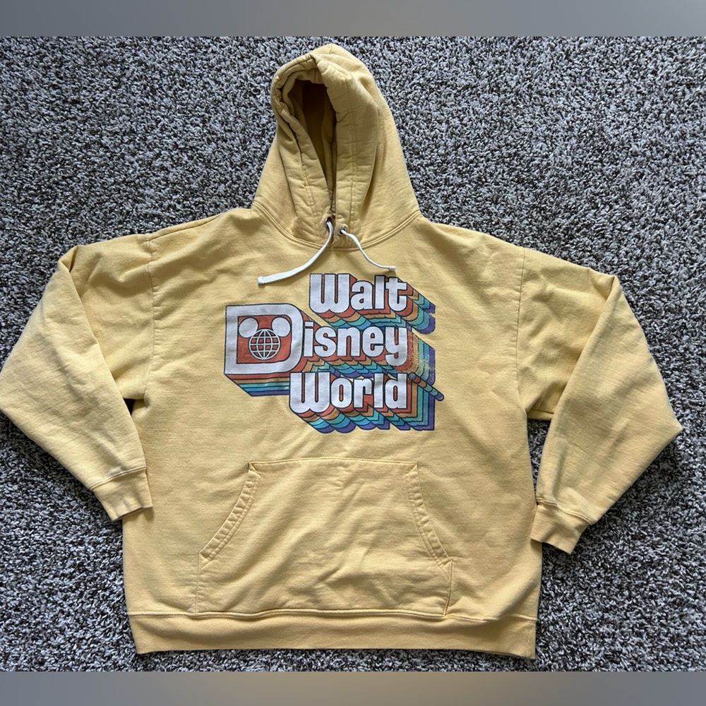 Walt Disney world retro logo sweatshirt LG